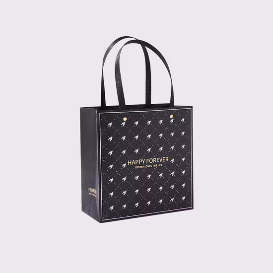 Wholesale Luxury Black Shoes Clothes Packing Paper Bags Printed Custom Logo Clothing Shopping Gift Jewelry Packaging Paper Bag